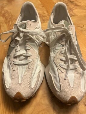 New Balance White & Beige Low-Profile Suede Nylon Sneakers, Unisex Women’s 8.5